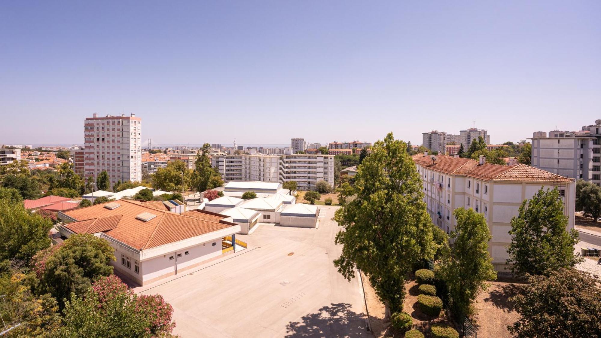 Quarto Aeroporto Lissabon Buitenkant foto